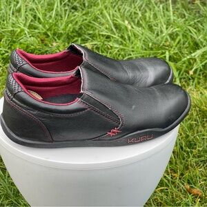Kuru Kivi Shoes Womens 9.5 Black Leather Slip On Comfort Flat Loafers Sneakers